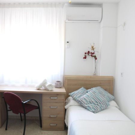 Balcon Del Romeral Apartment Malaga Exterior photo