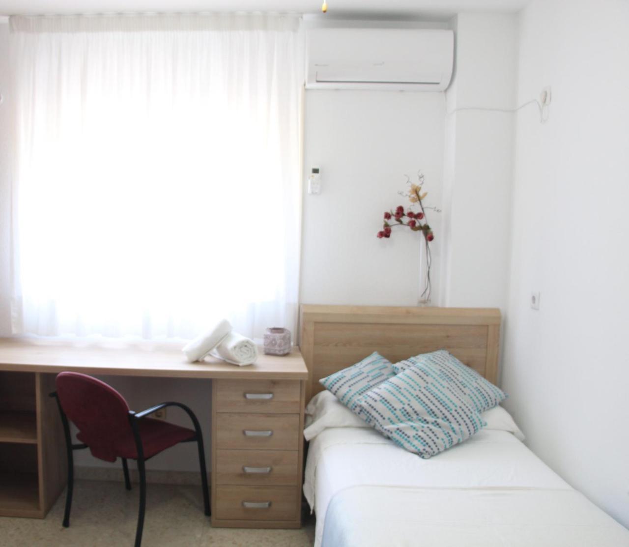 Balcon Del Romeral Apartment Malaga Exterior photo